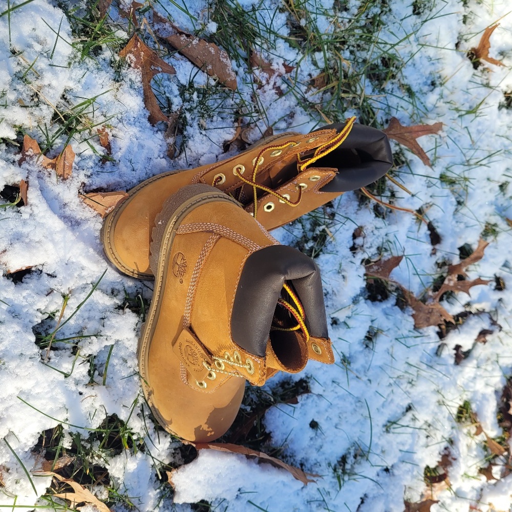 Boys Timberland Boots Size 1.5